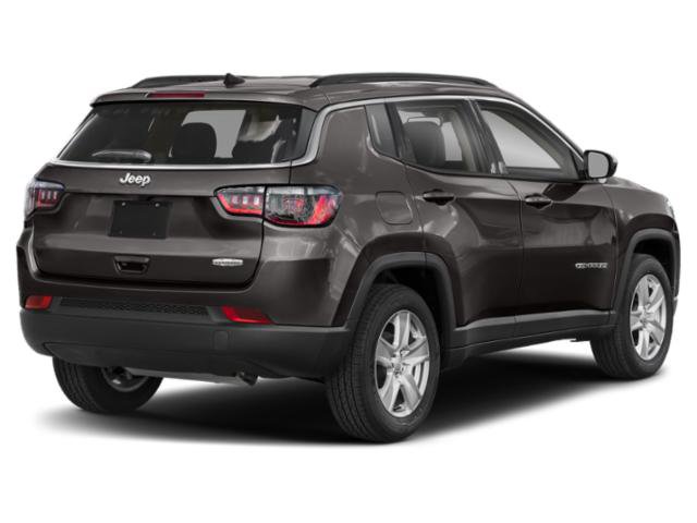 Certified 2022 Jeep Compass Latitude image 3