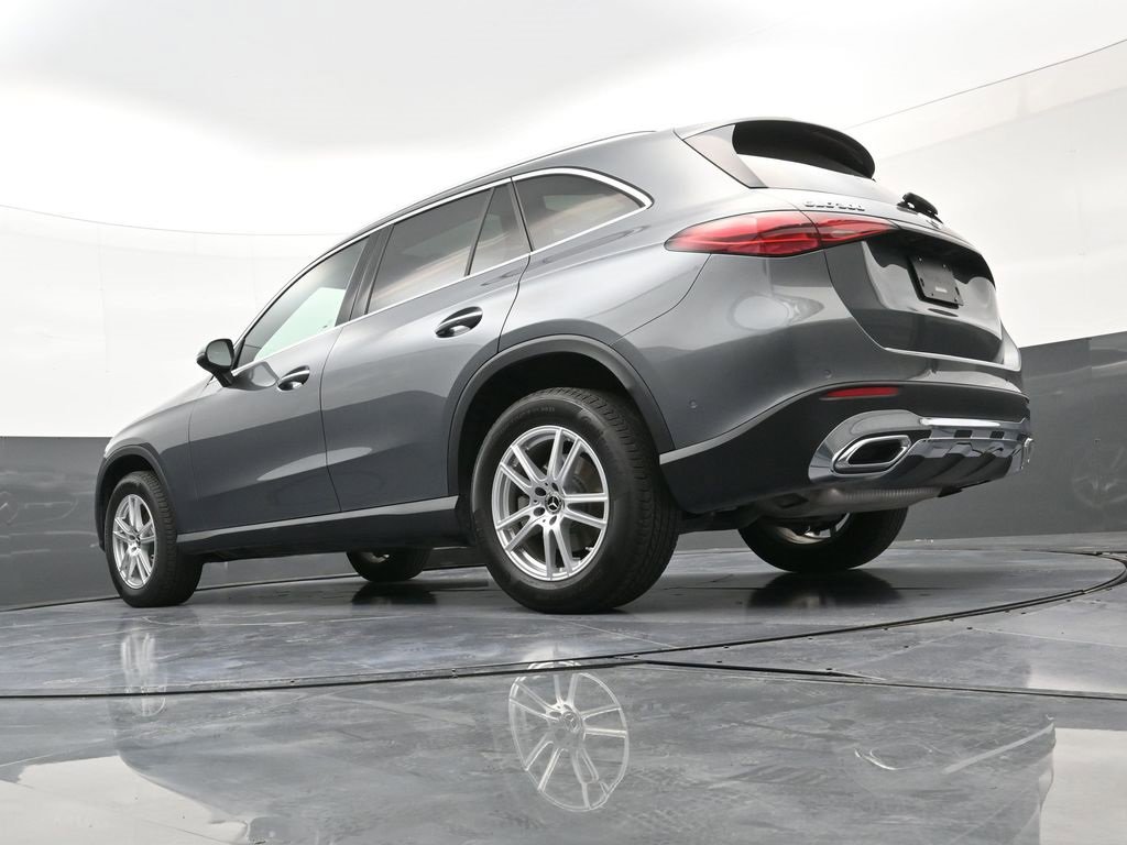 Used 2023 Mercedes-Benz GLC 300 4MATIC image 25