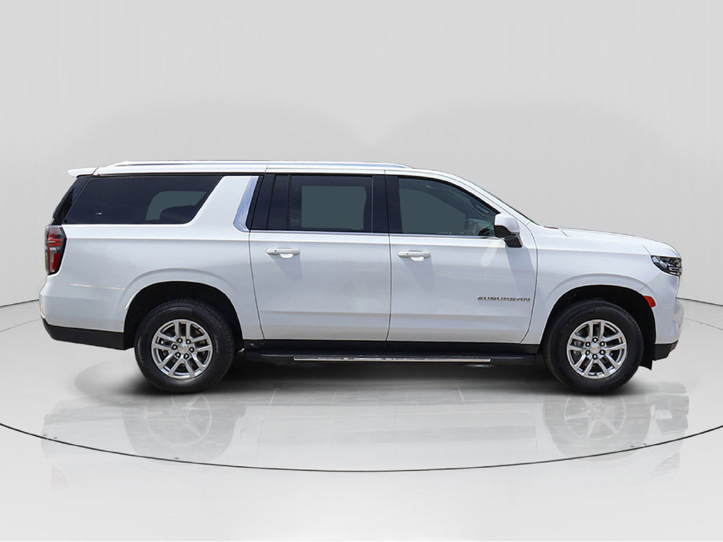 Used 2024 Chevrolet Suburban LT AWD/4WD image 8