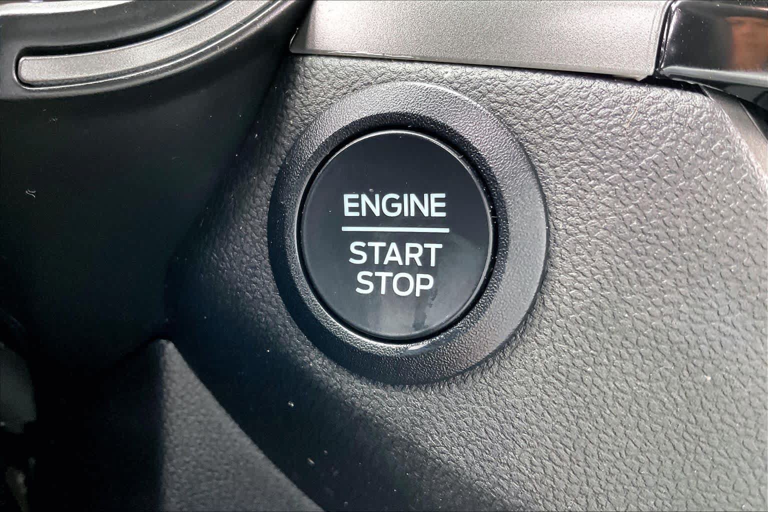 Certified 2024 Ford Escape Active FWD image 32
