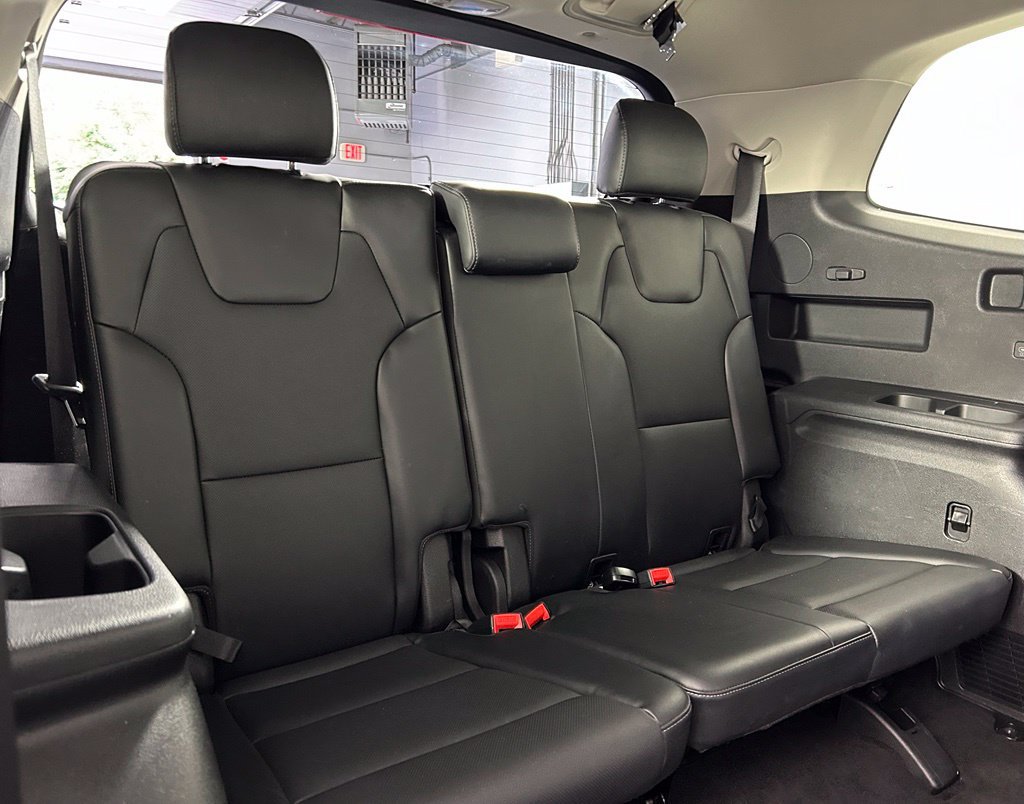 Used 2025 Kia Telluride S AWD/4WD image 13