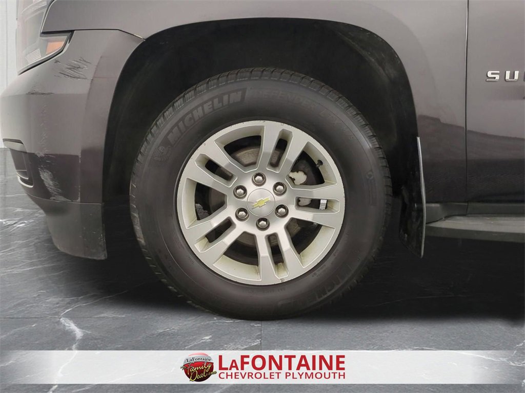 Used 2015 Chevrolet Suburban LT image 32