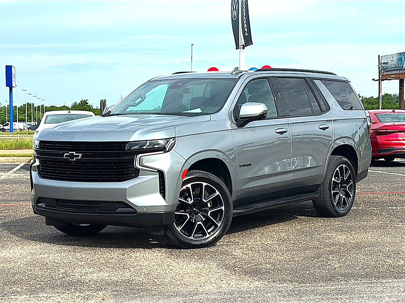 Used 2024 Chevrolet Tahoe RST w/ Luxury Package AWD/4WD image 1