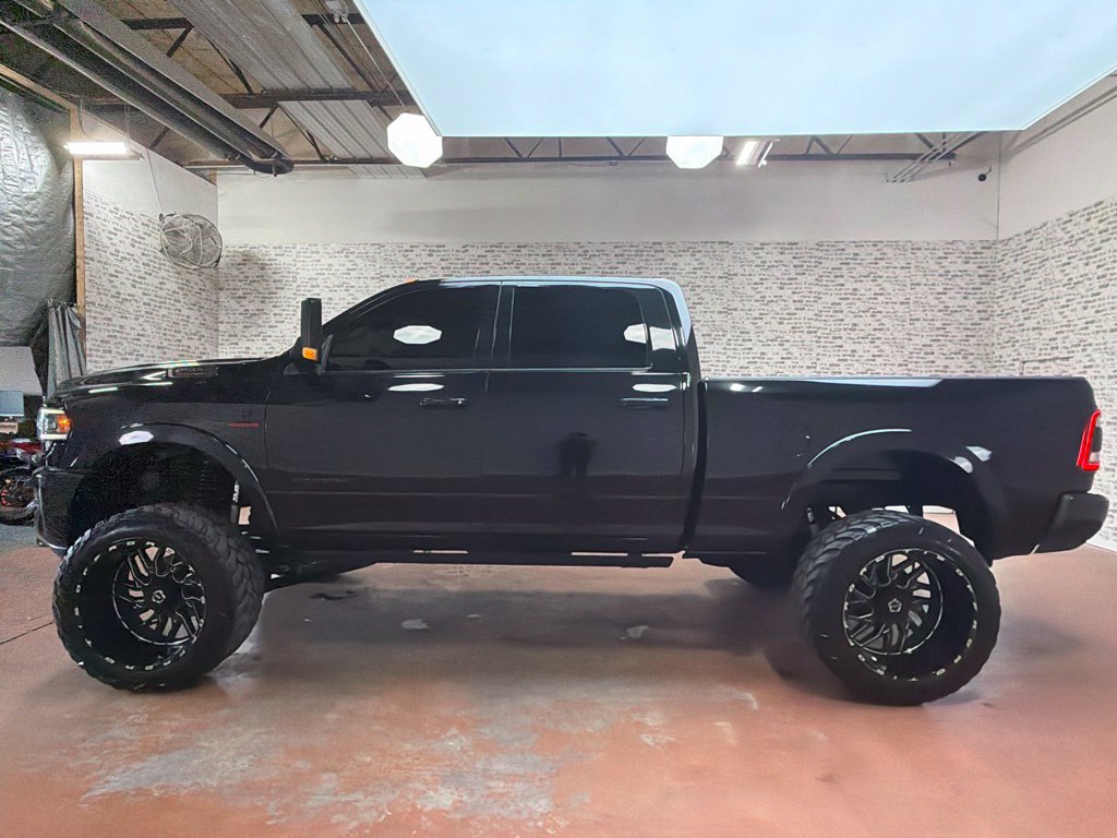 Used 2022 RAM 2500 Laramie AWD/4WD image 4