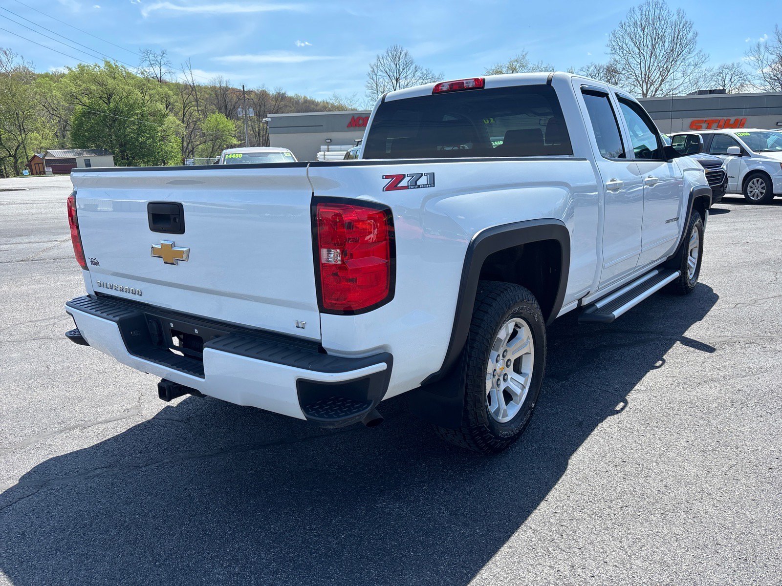 Used 2018 Chevrolet Silverado 1500 LT w/ All Star Edition AWD/4WD image 7