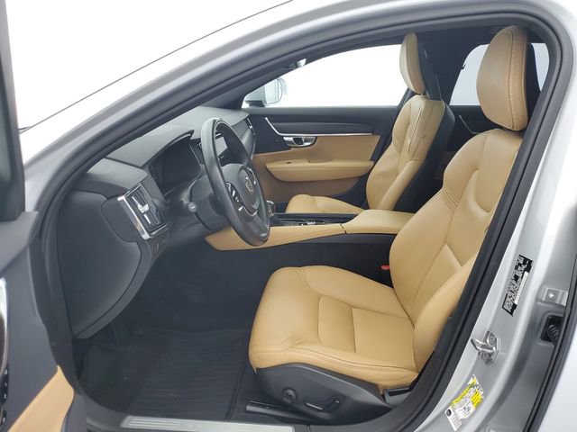 Used 2017 Volvo V90 T6 Cross Country image 19