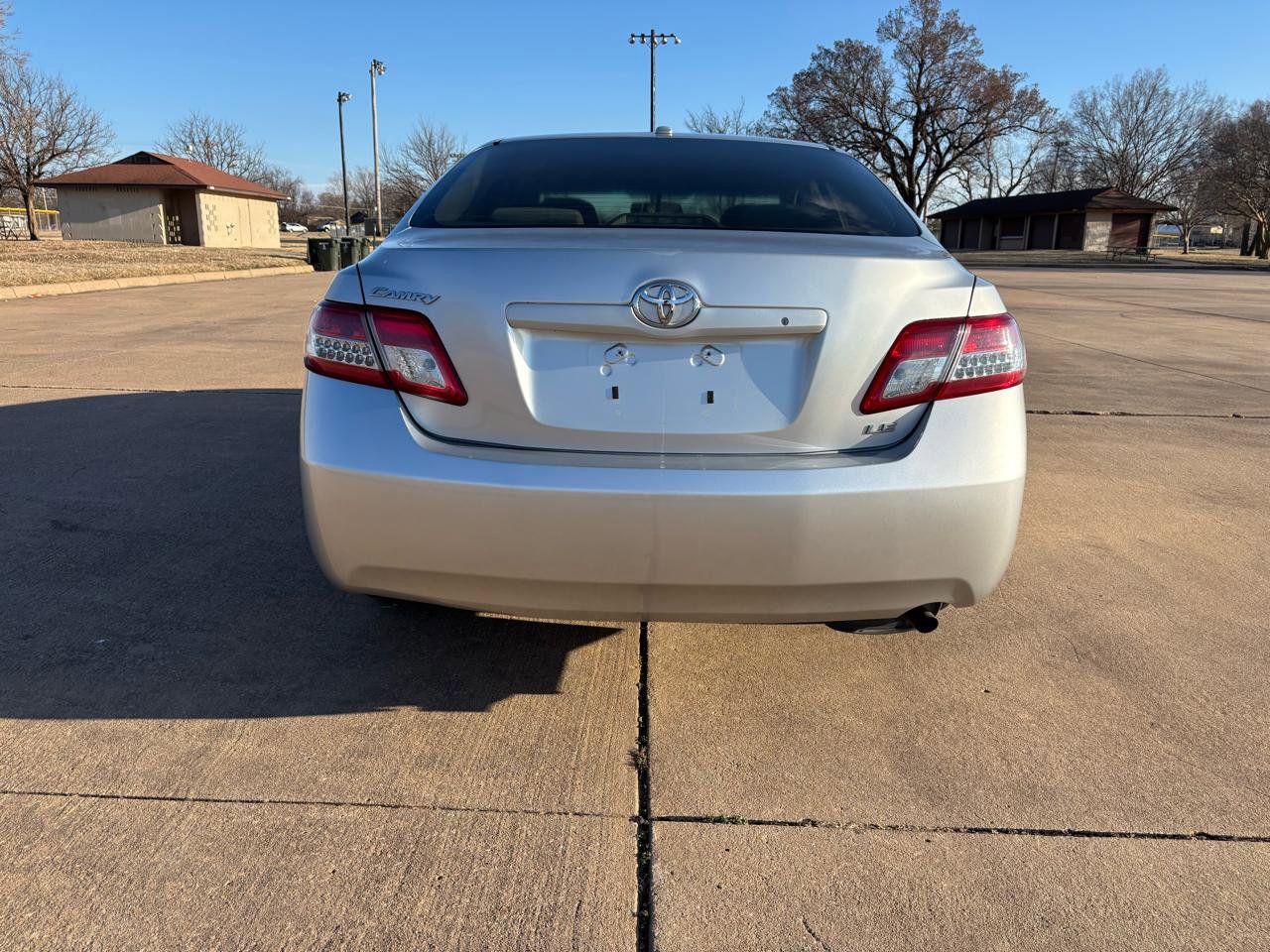 Used 2010 Toyota Camry image 26