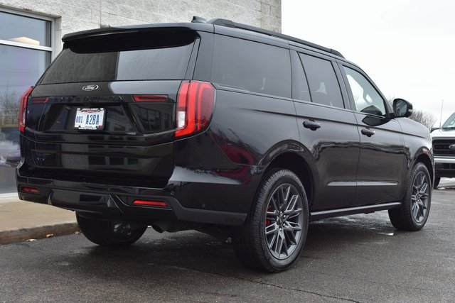 Used 2025 Ford Expedition Platinum w/ Stealth Performance Package image 11