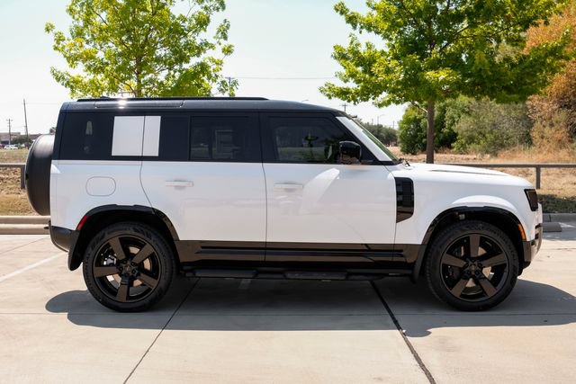 New 2026 Land Rover Defender 110 X-Dynamic SE AWD/4WD image 8