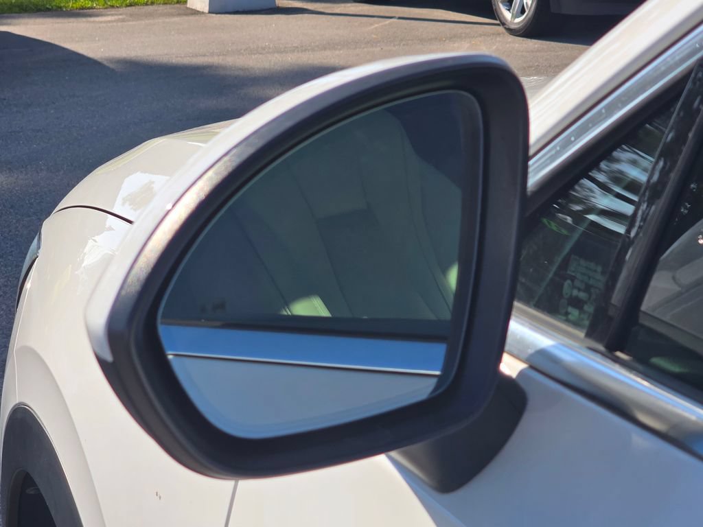Certified 2021 Buick Envision Essence FWD image 9