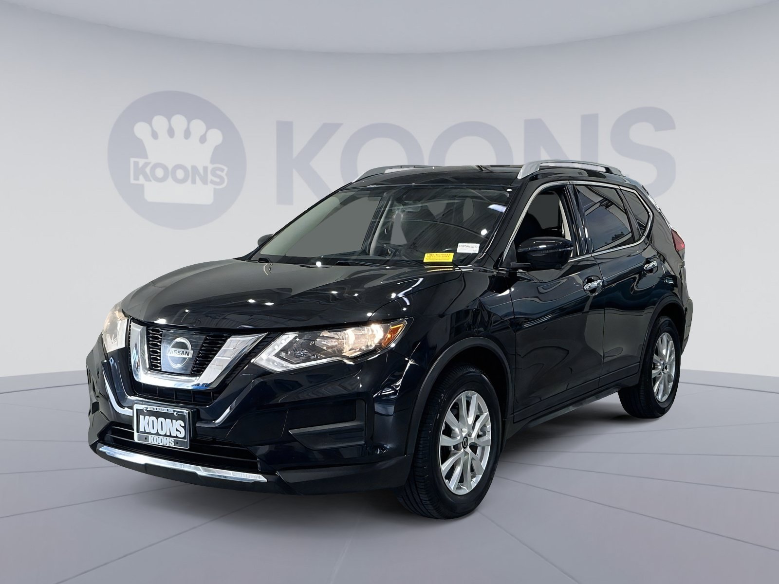 Used 2017 Nissan Rogue SV w/ SV Premium Package
