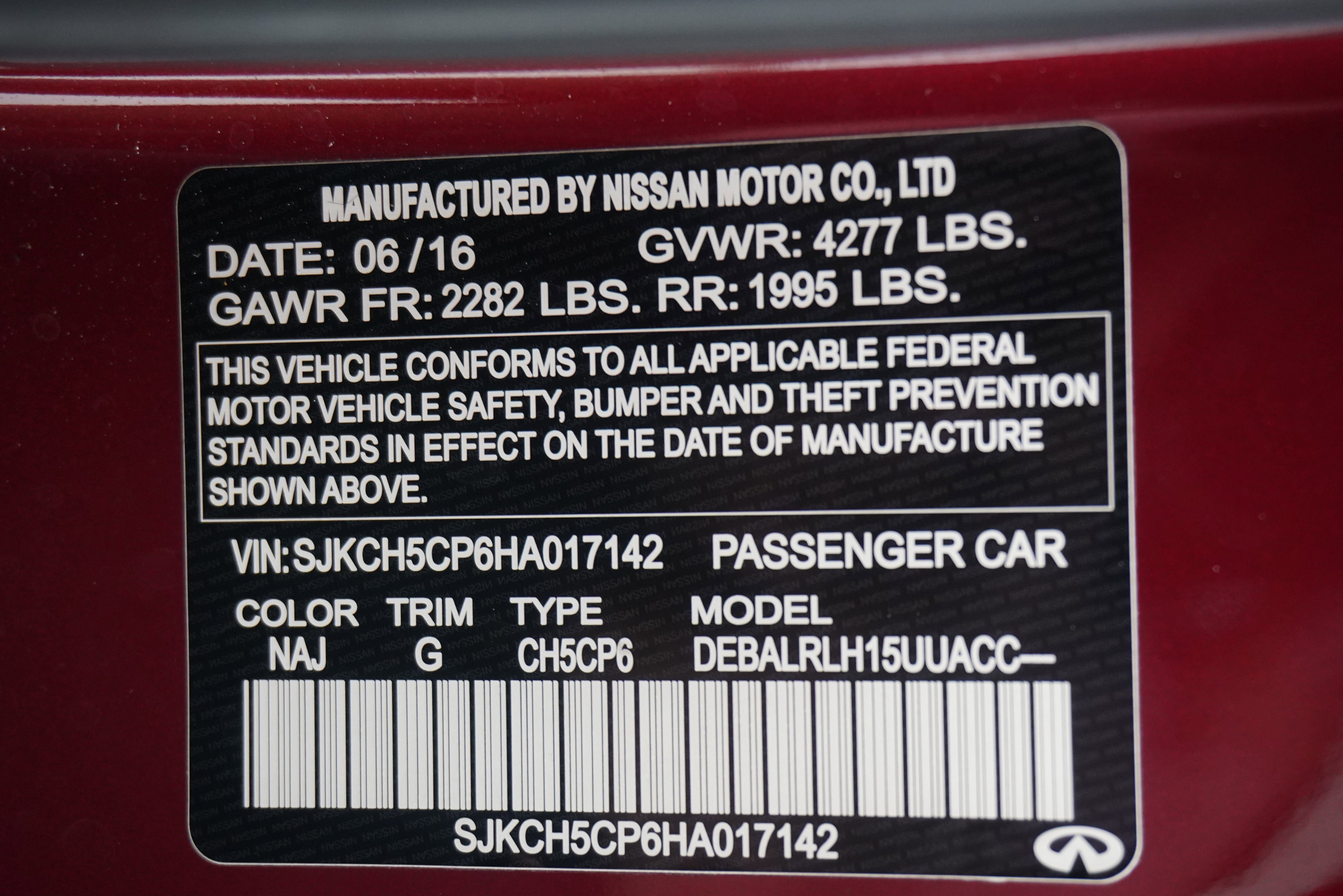 Used 2017 INFINITI QX30 Premium w/ Navigation Package FWD image 30
