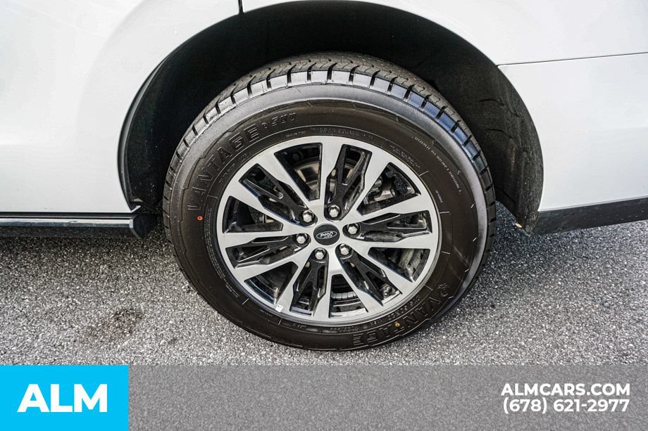 Used 2025 Ford Expedition Platinum AWD/4WD image 16