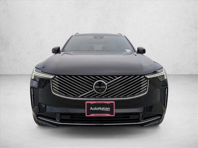 New 2026 Volvo XC90 B5 Plus w/ Protection Package image 6