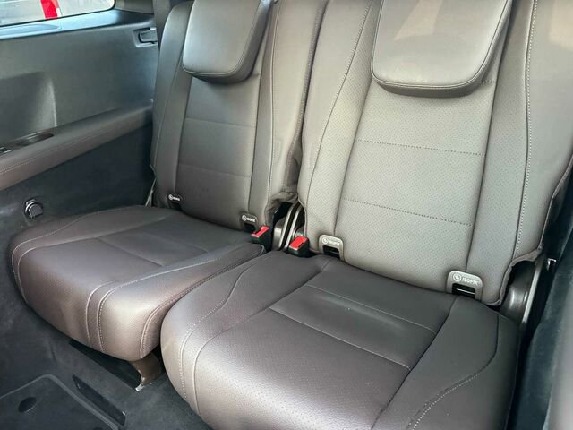 Used 2021 Mercedes-Benz GLS 450 4MATIC image 19