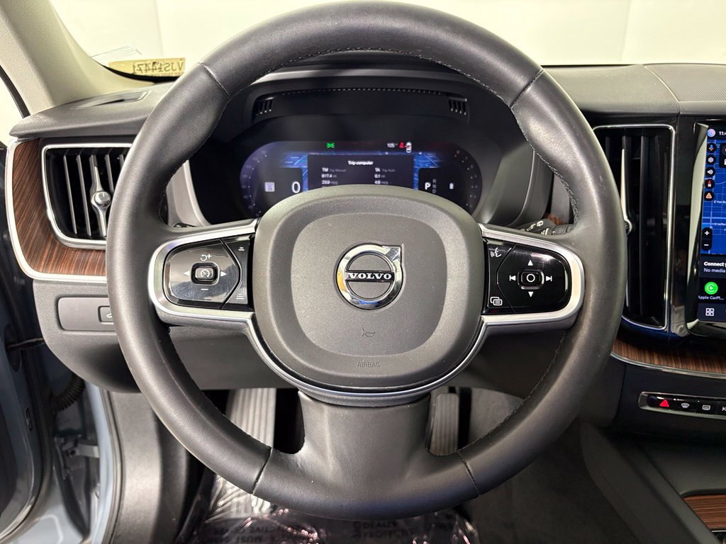 Used 2023 Volvo XC60 B5 Plus w/ Protection Package Premier FWD image 20