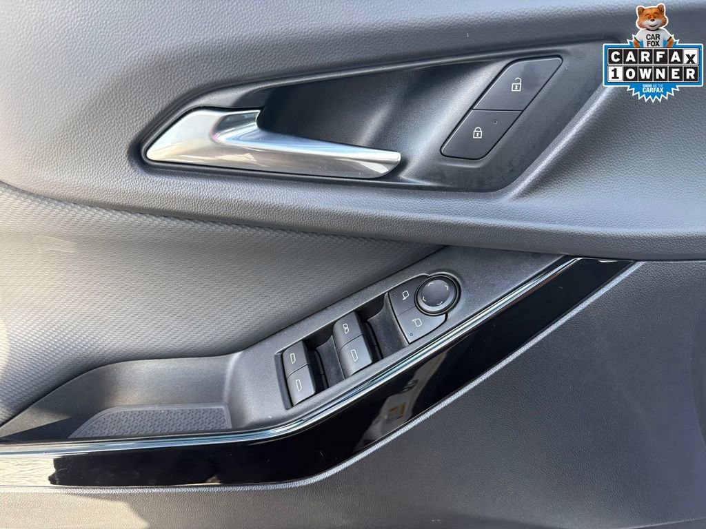 Used 2025 Chevrolet Equinox LT image 13