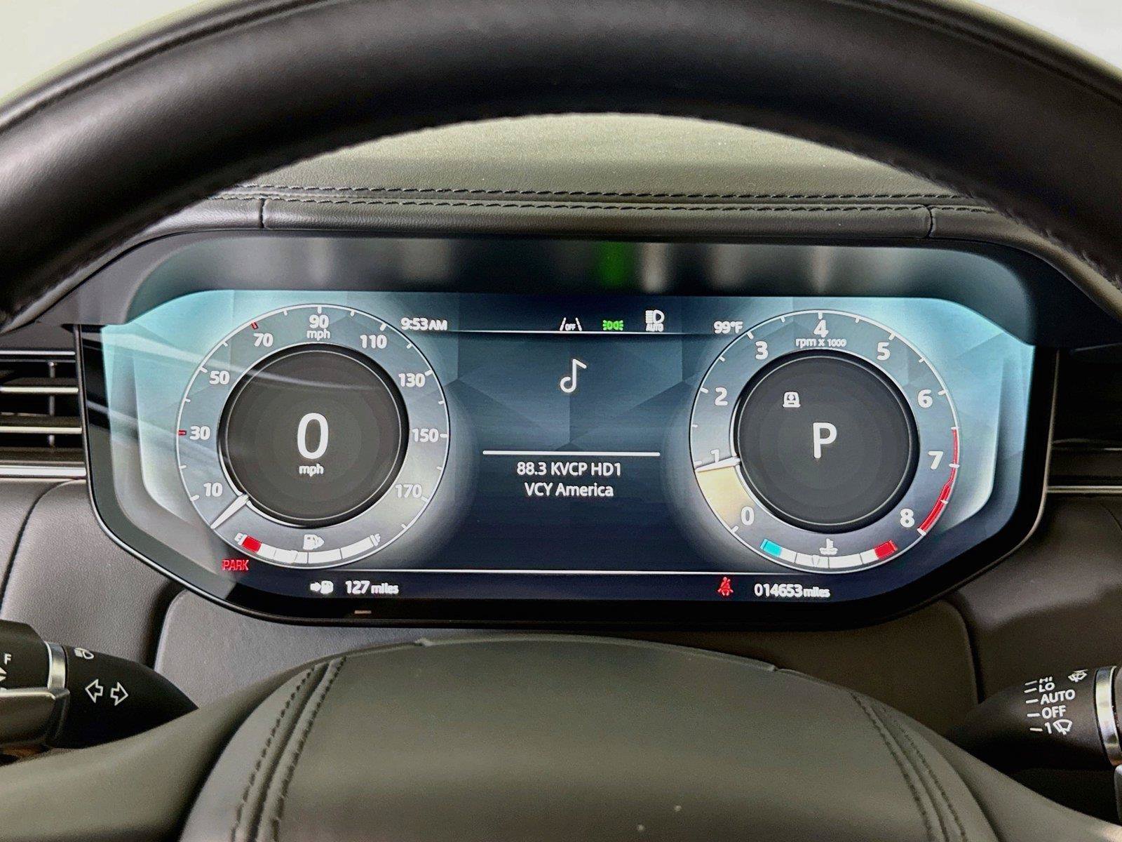 Used 2025 Land Rover Range Rover SE AWD/4WD image 16