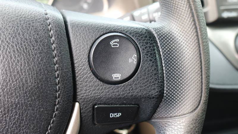 Used 2015 Toyota RAV4 LE AWD/4WD image 10