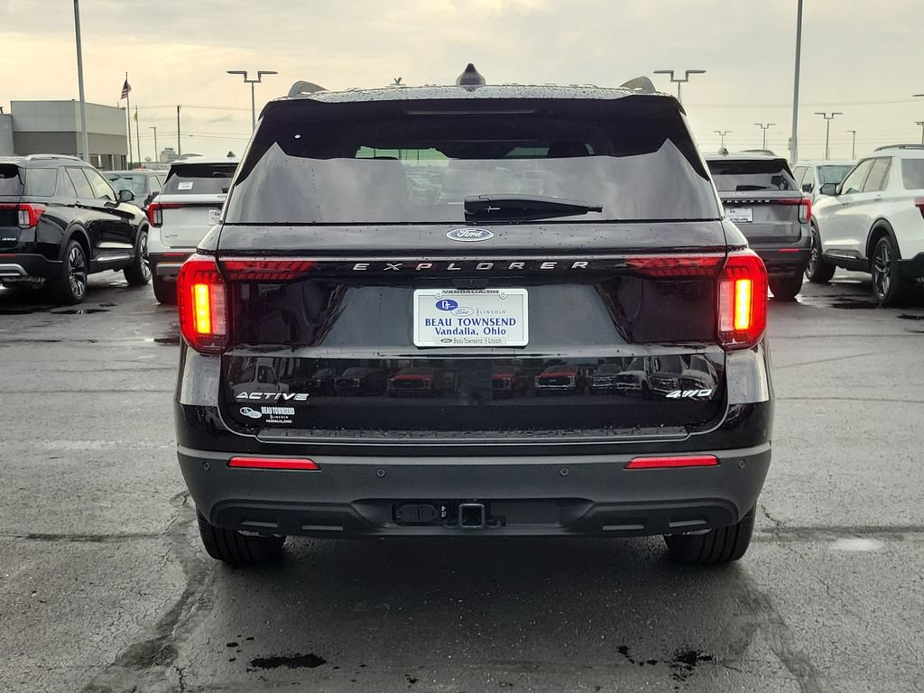 New 2026 Ford Explorer Active AWD/4WD image 5
