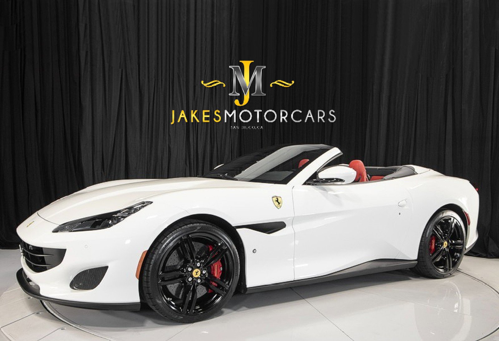 Used 2019 Ferrari Portofino image 1