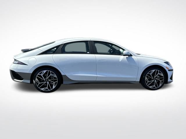 New 2025 Hyundai Ioniq 6 SEL image 6