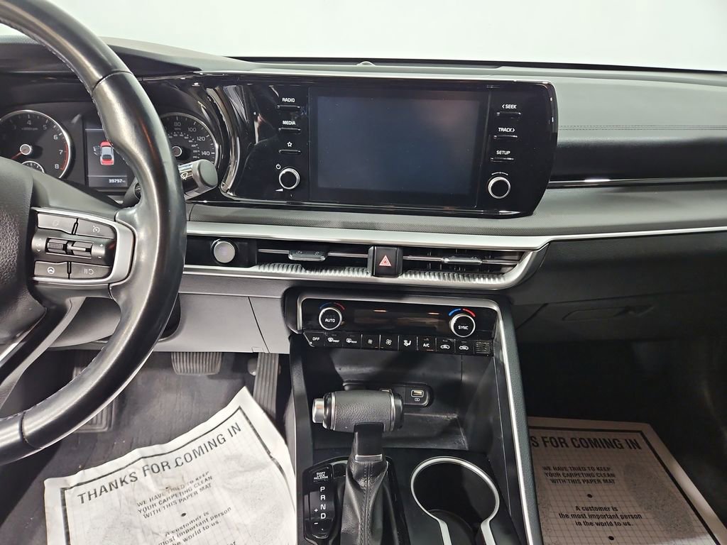 Used 2022 Kia K5 LXS image 18