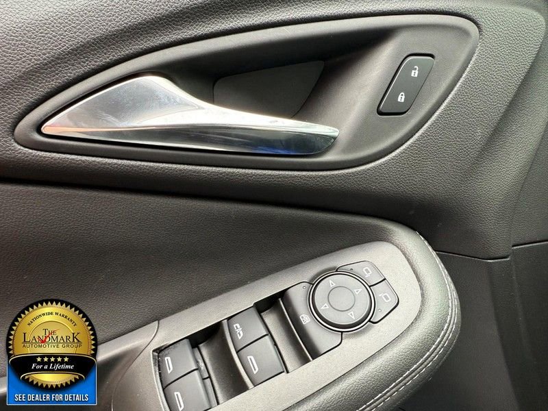 Used 2023 Buick Encore GX Preferred w/ Cold Weather Comfort Package image 8