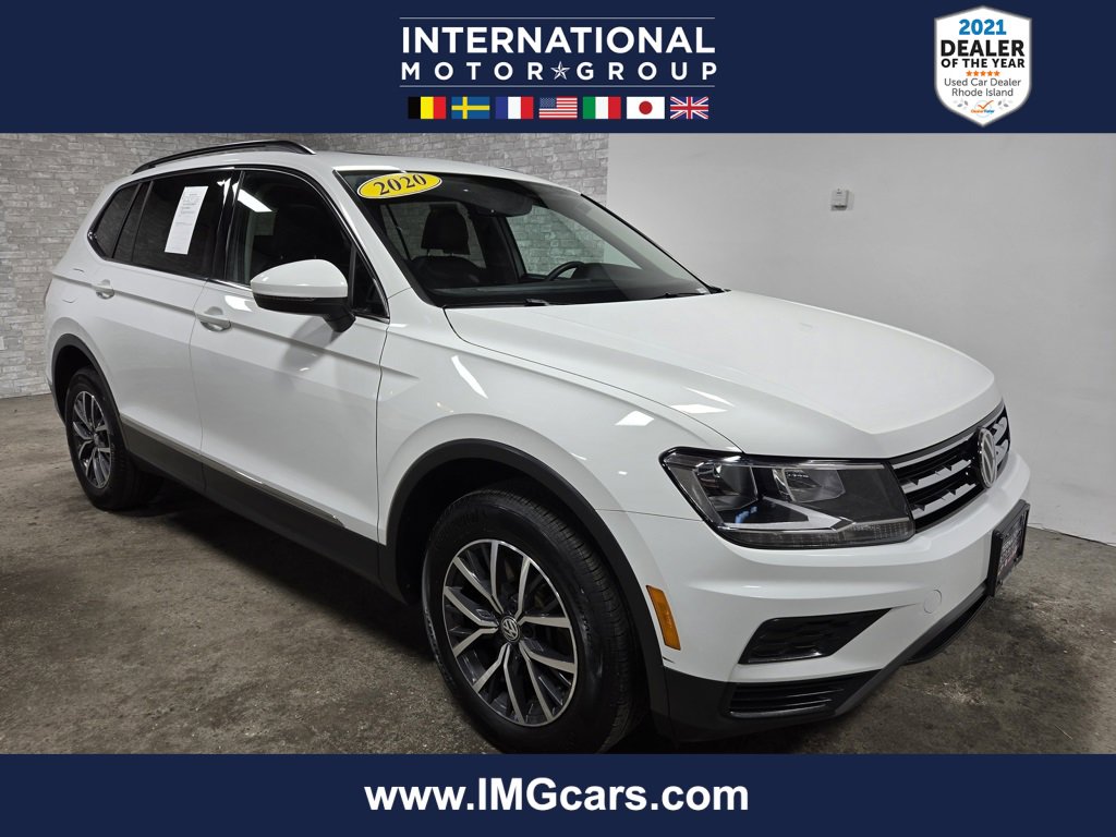 Used 2020 Volkswagen Tiguan SE w/ Panoramic Sunroof Package image 1
