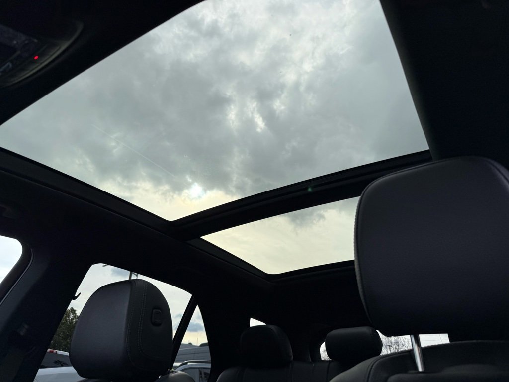 Used 2020 Mercedes-Benz GLE 350 4MATIC image 2