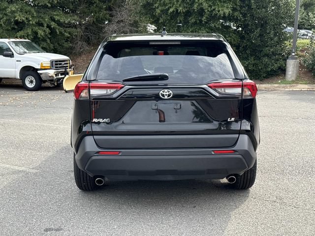 Used 2025 Toyota RAV4 LE FWD image 3