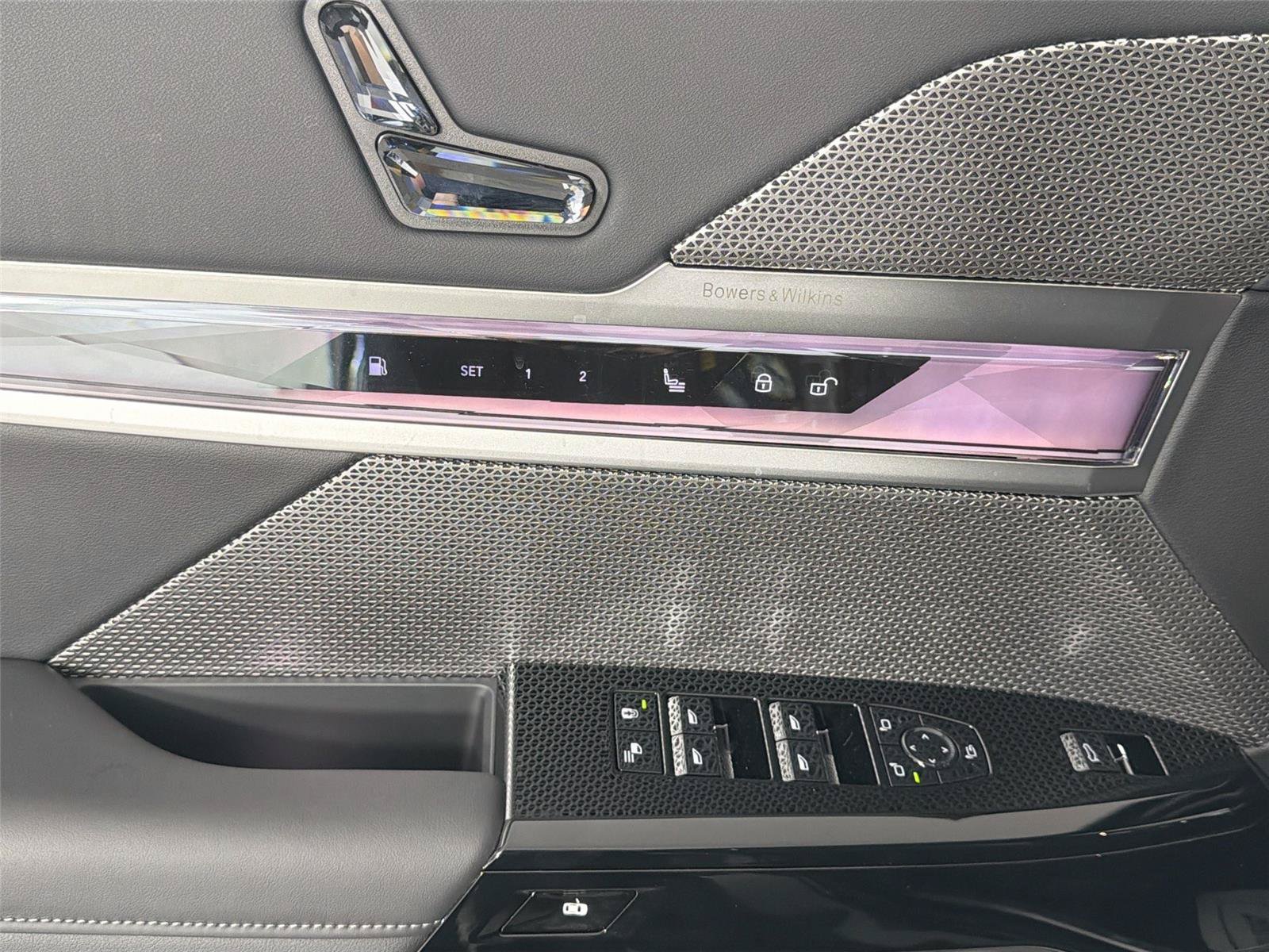 New 2026 BMW 750e xDrive AWD/4WD image 33