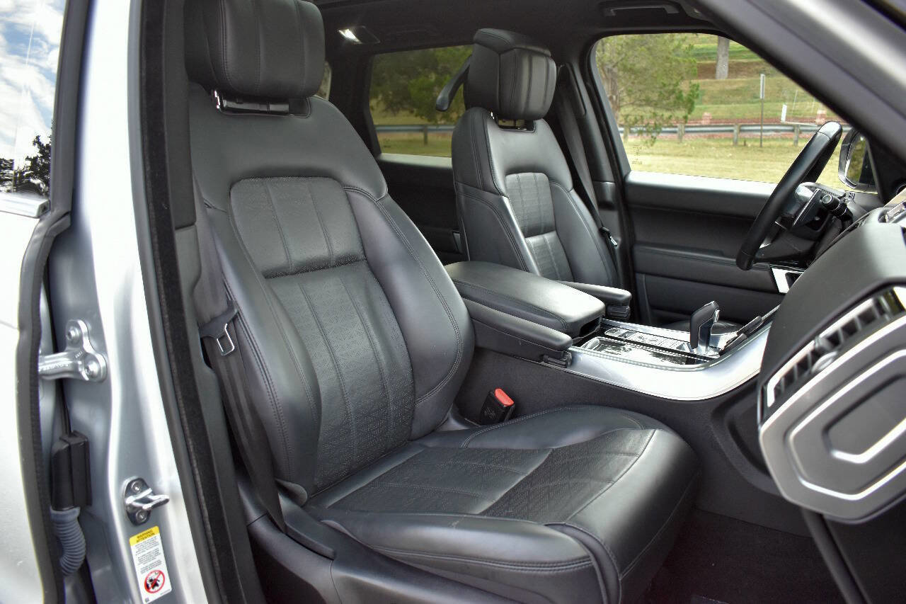 Used 2018 Land Rover Range Rover Sport HSE Dynamic image 14
