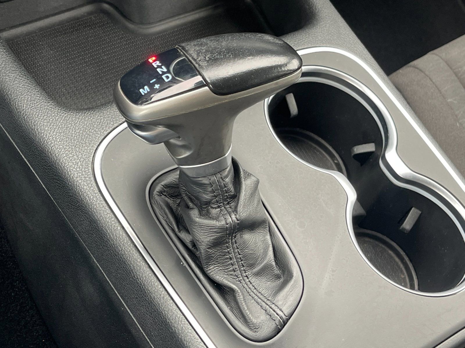 Used 2020 Dodge Durango SXT w/ 3rd Row Seating Group image 24