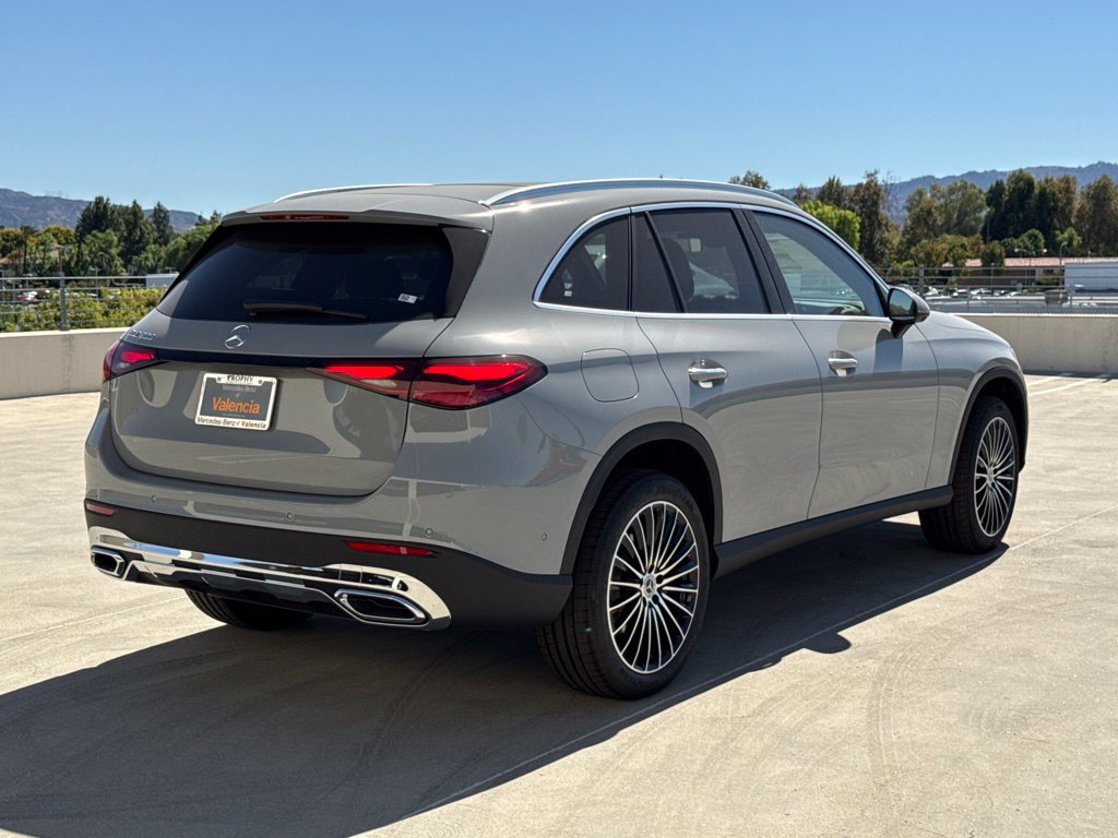 New 2027 Mercedes-Benz GLC 300 image 8