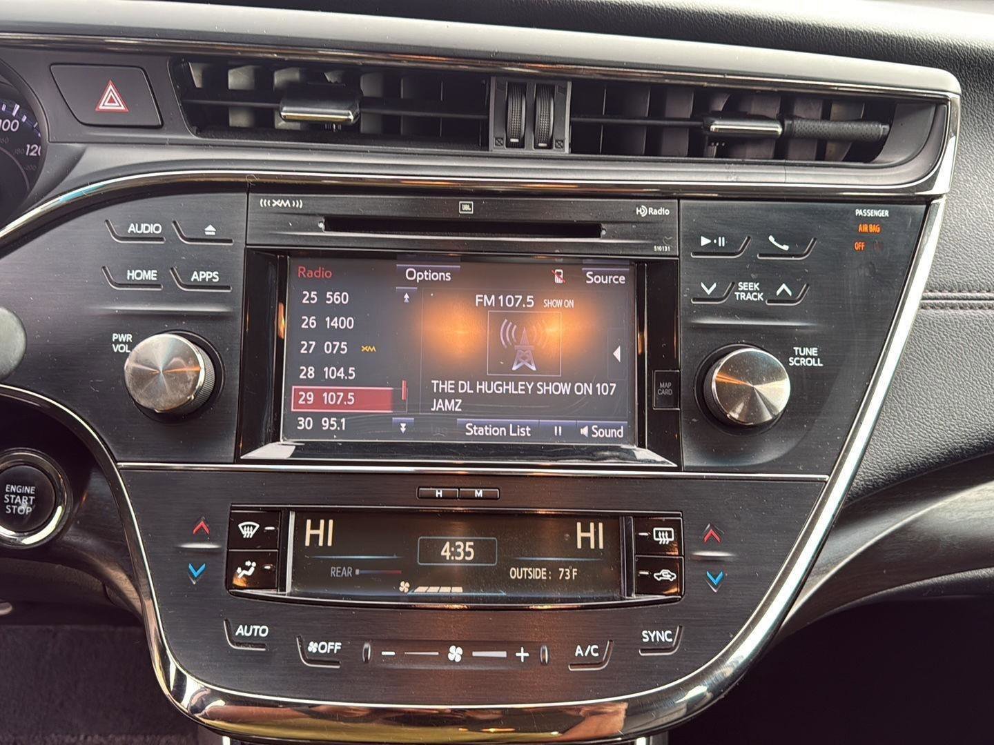 Used 2017 Toyota Avalon Limited image 16