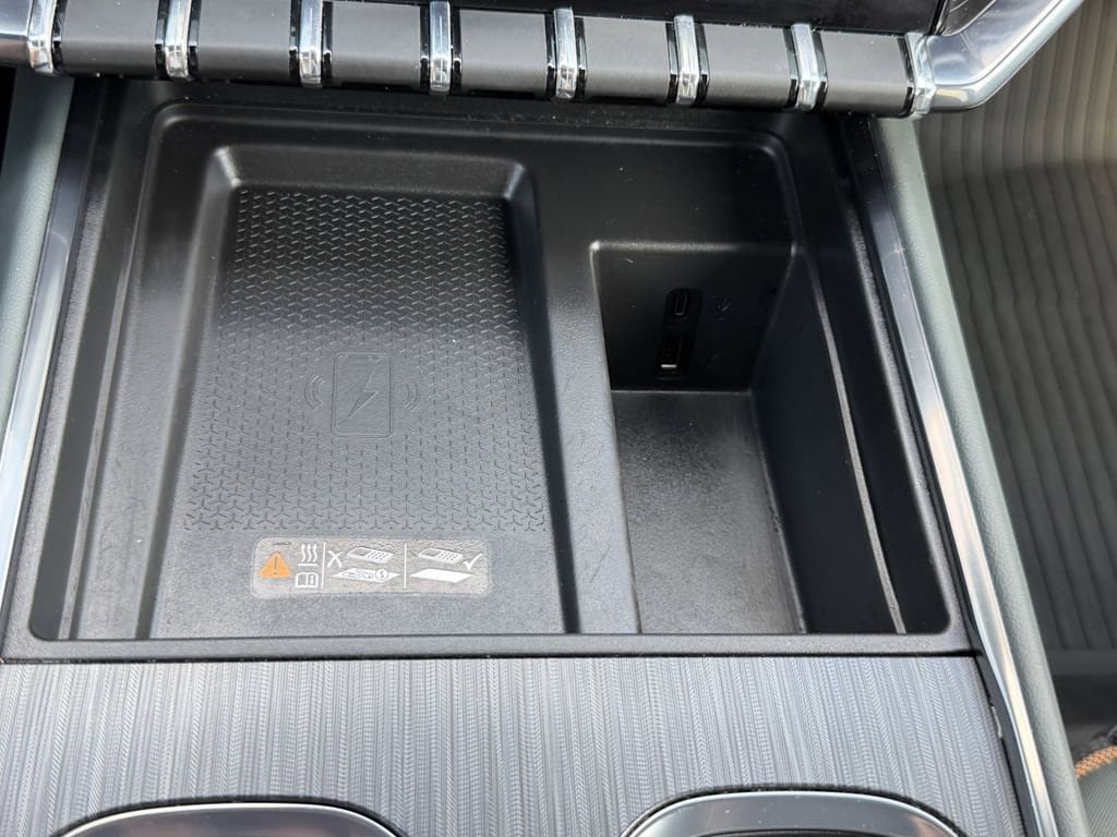 Certified 2024 GMC Acadia AT4 w/ LPO, Floor Liner Package AWD/4WD image 26