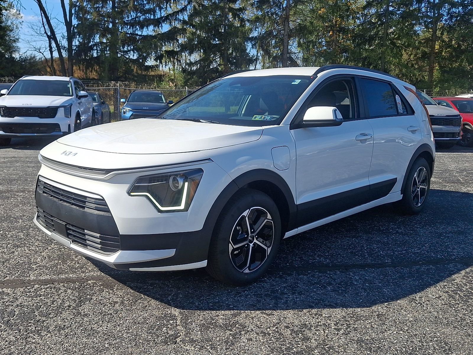 New 2025 Kia Niro EX w/ EX Cold Weather Package image 4