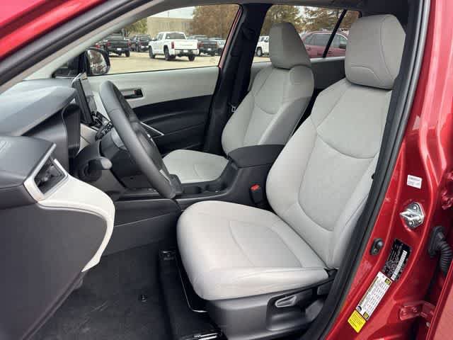 Certified 2026 Toyota Corolla Cross LE w/ Moonroof Package FWD image 12