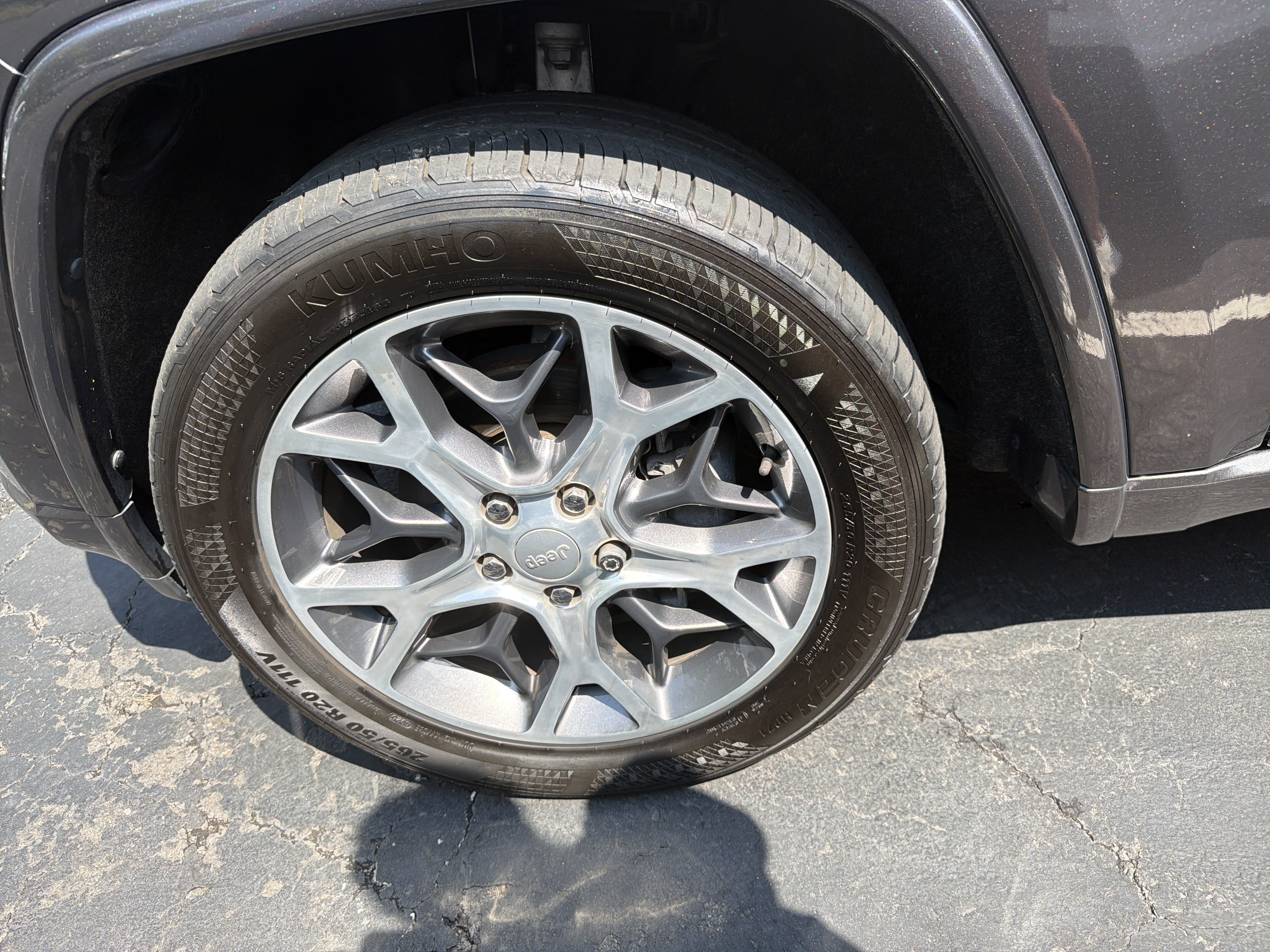 Certified 2020 Jeep Grand Cherokee Overland AWD/4WD image 37