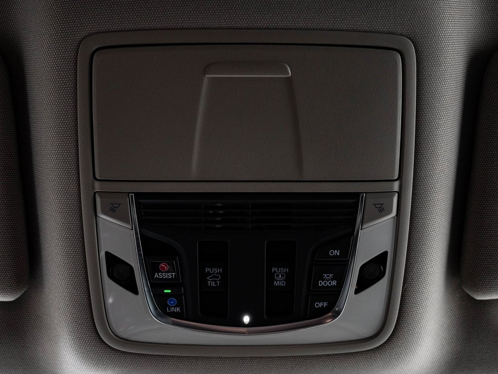 Certified 2023 Acura MDX SH-AWD w/ Advance Package image 39