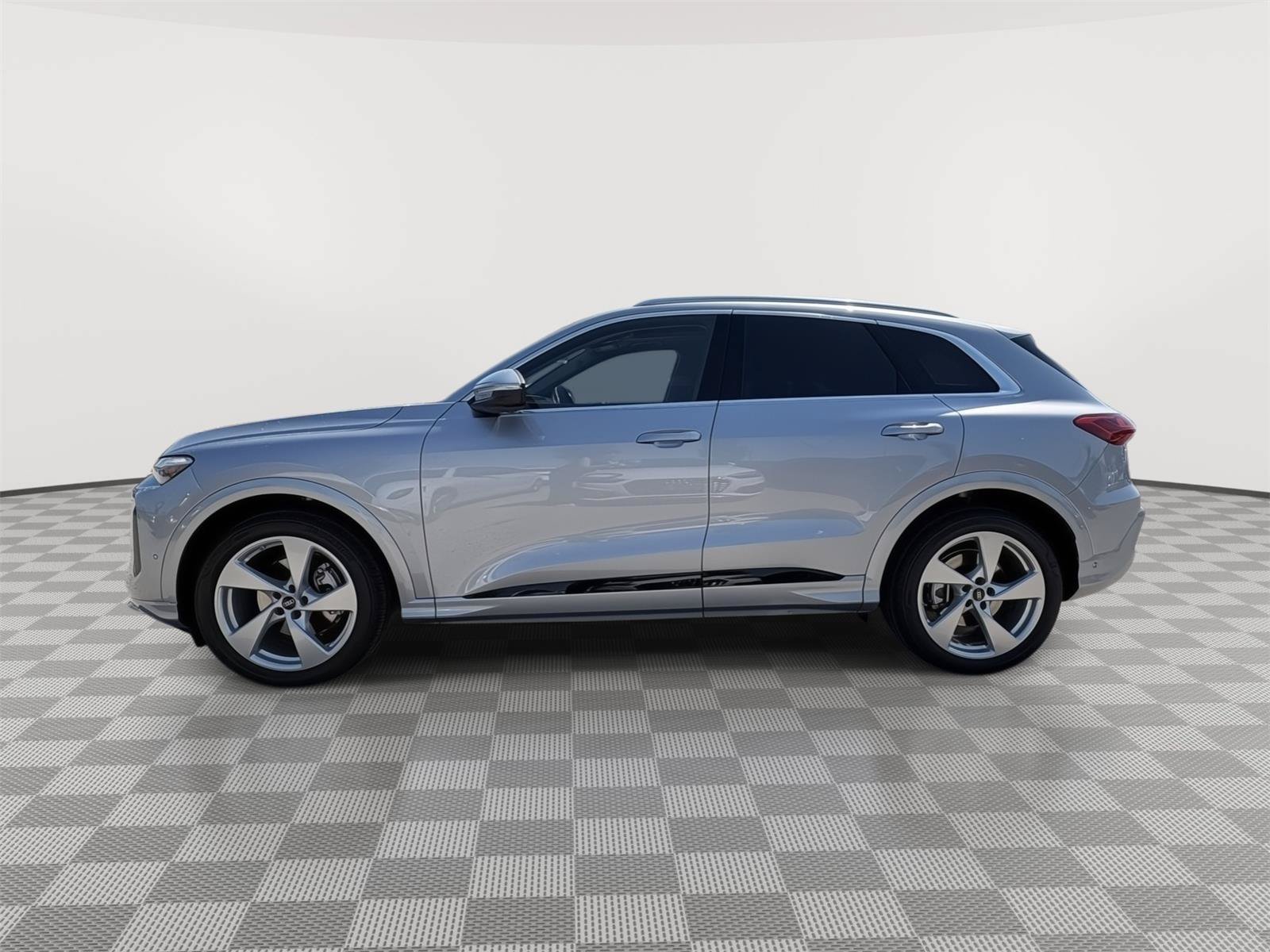 New 2026 Audi Q5 Prestige AWD/4WD image 2