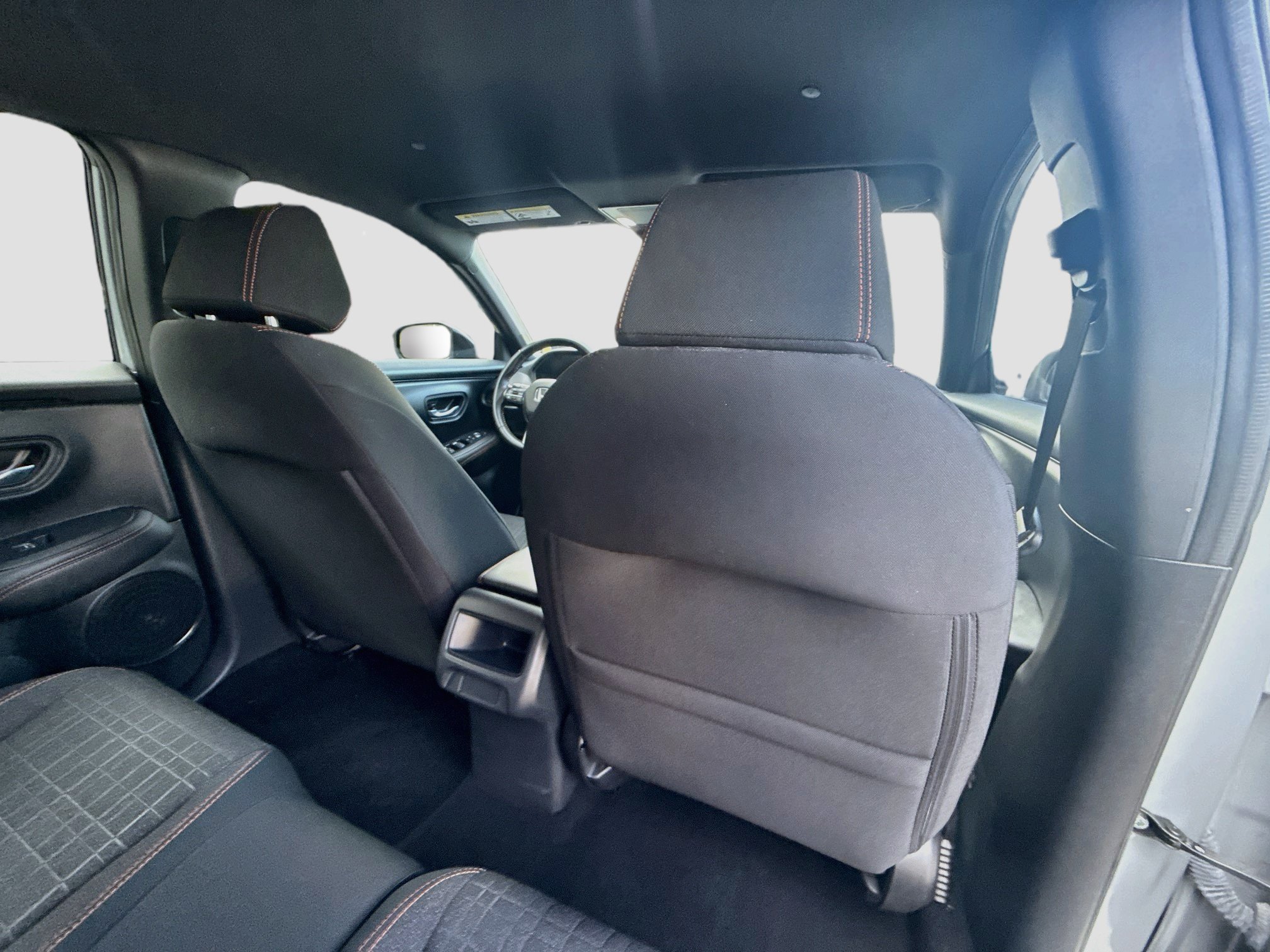 Certified 2025 Honda HR-V Sport image 28
