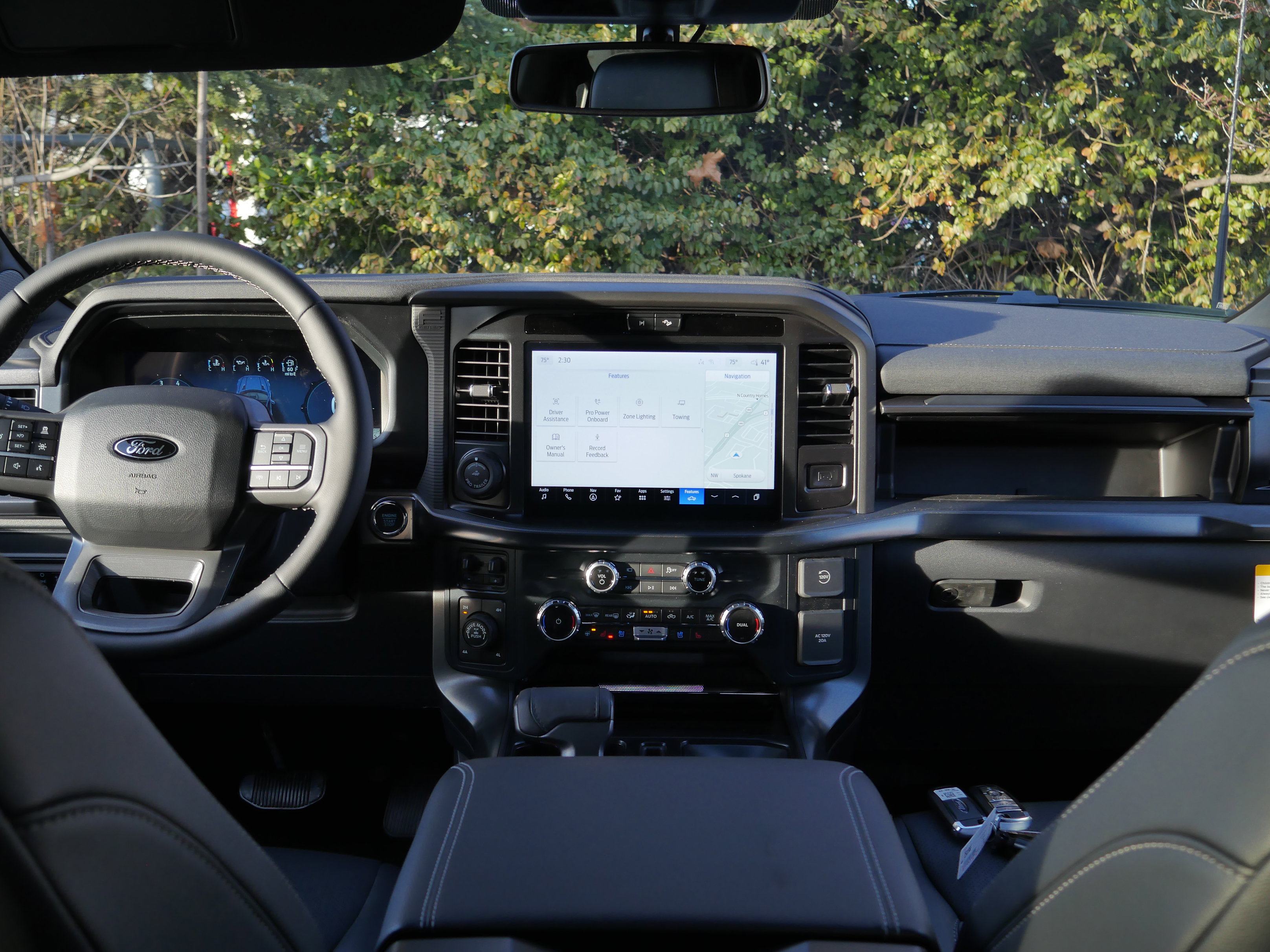 New 2025 Ford F150 Lariat w/ Equipment Group 502A High image 11