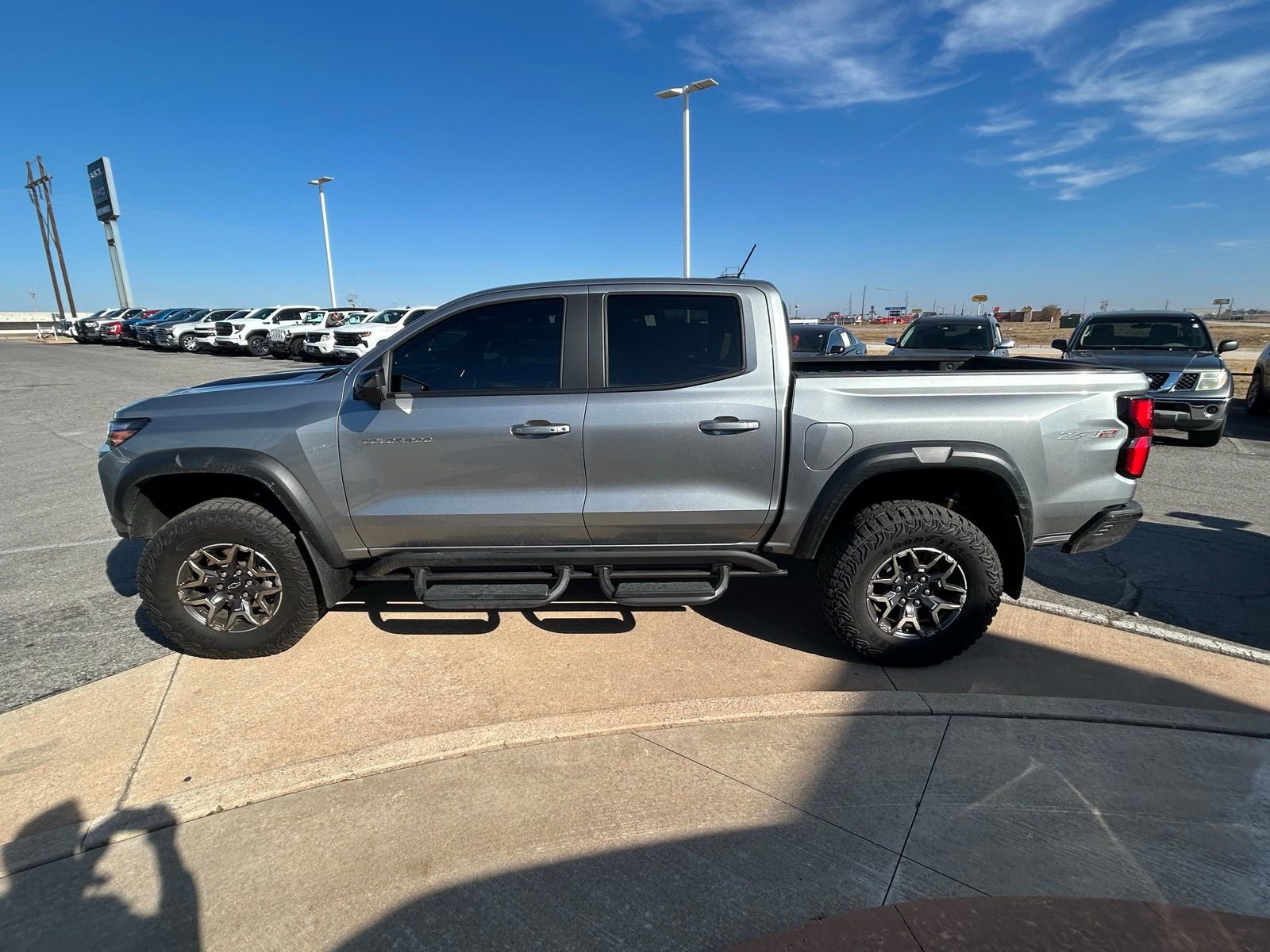 Used 2024 Chevrolet Colorado ZR2 w/ ZR2 Convenience Package III image 6