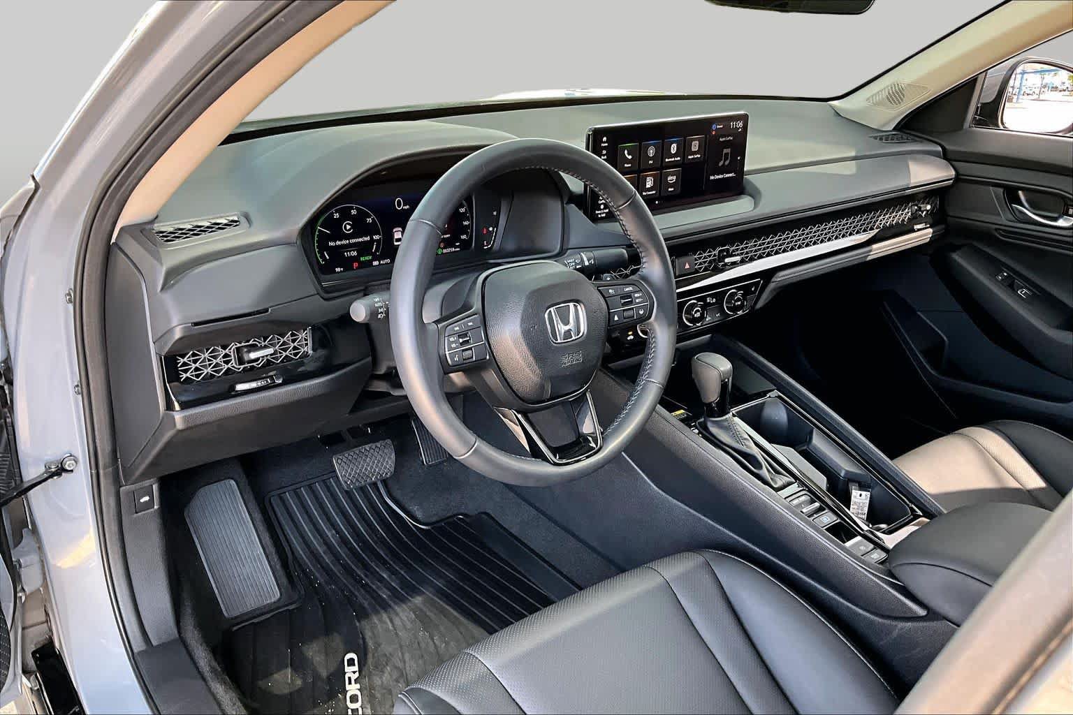 Used 2025 Honda Accord EX-L image 18