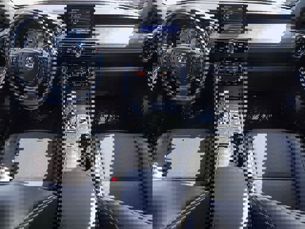 Used 2025 Lexus IS 300 F Sport image 11