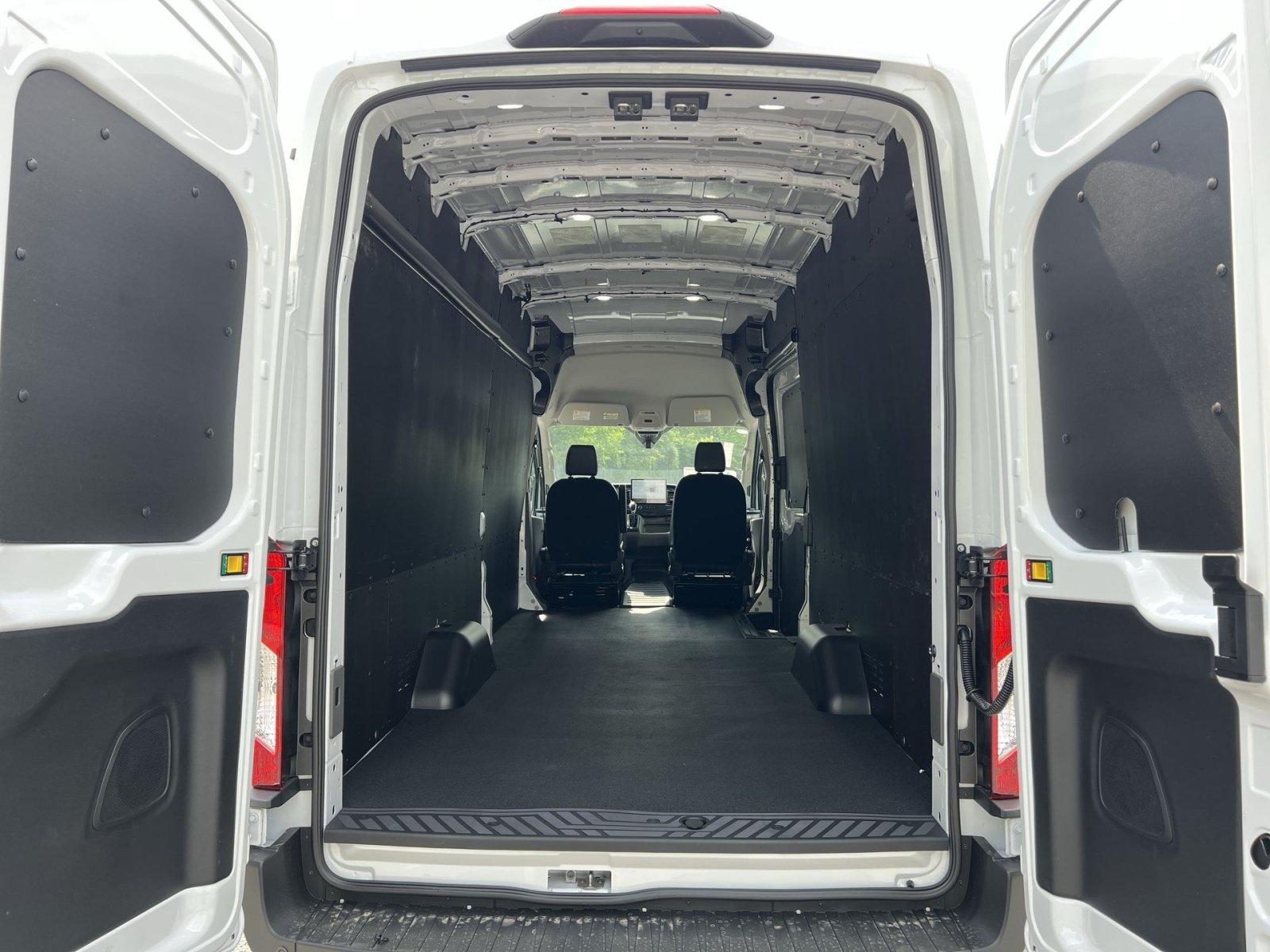 New 2026 Ford Transit 350 148 High Roof Extended w/ Load Area Protection Package RWD image 24