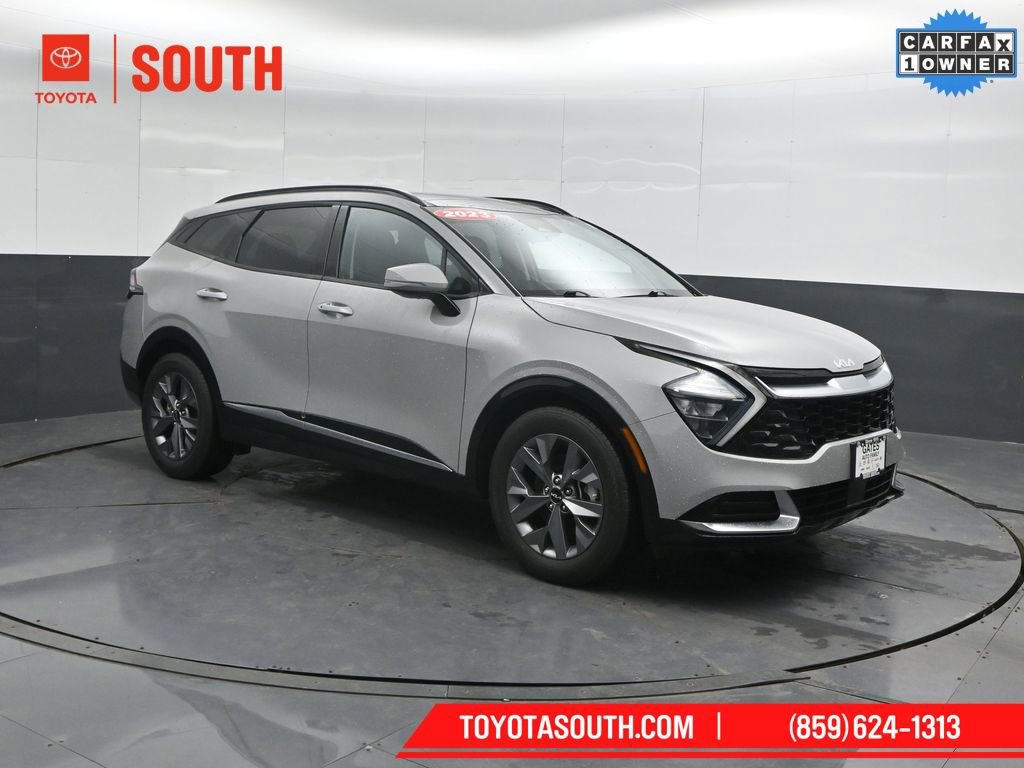 Used 2023 Kia Sportage SX image 3