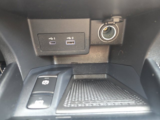 Used 2024 Nissan Kicks SV FWD image 22